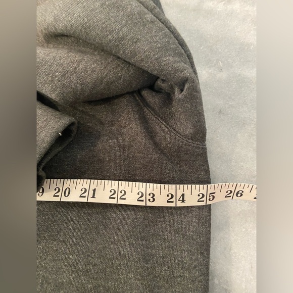 Carhartt Mens Size L Tall Gray Hoodie Pullover Kangaroo Pocket Logo Loose Fit - Picture 6 of 10